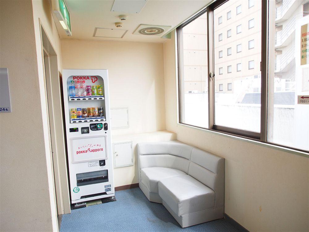 Ueno Station Hostel Oriental Ⅲ Токіо Екстер'єр фото