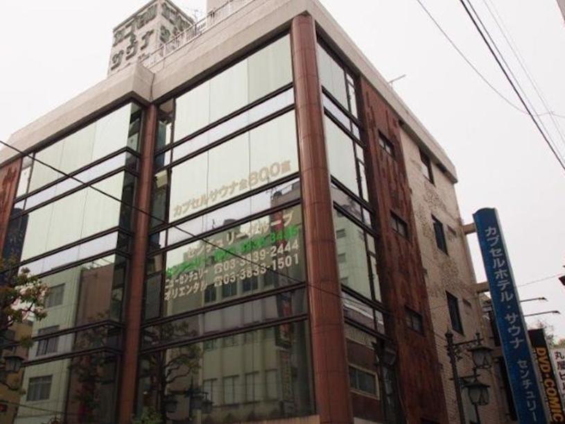 Ueno Station Hostel Oriental Ⅲ Токіо Екстер'єр фото