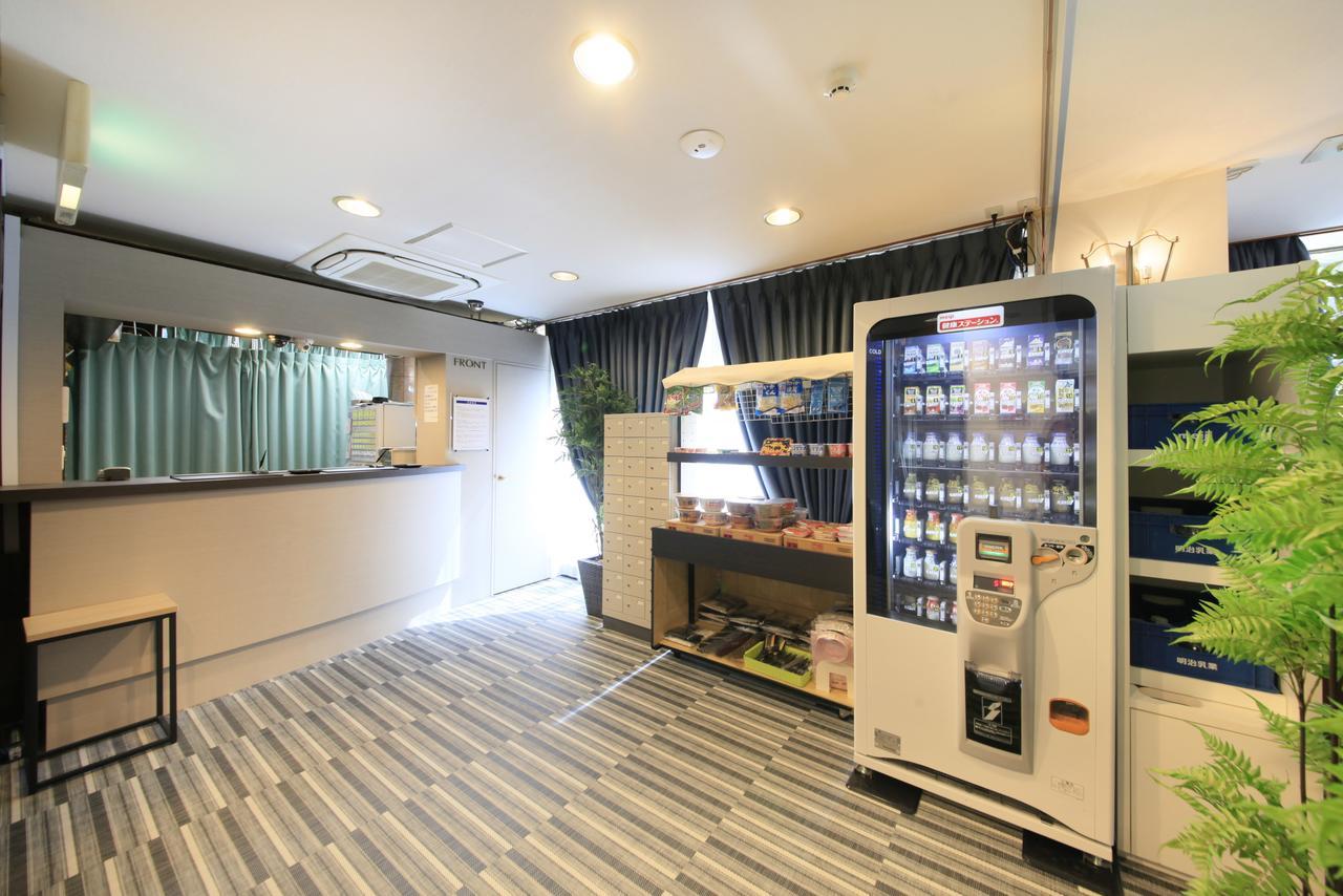 Ueno Station Hostel Oriental Ⅲ Токіо Екстер'єр фото